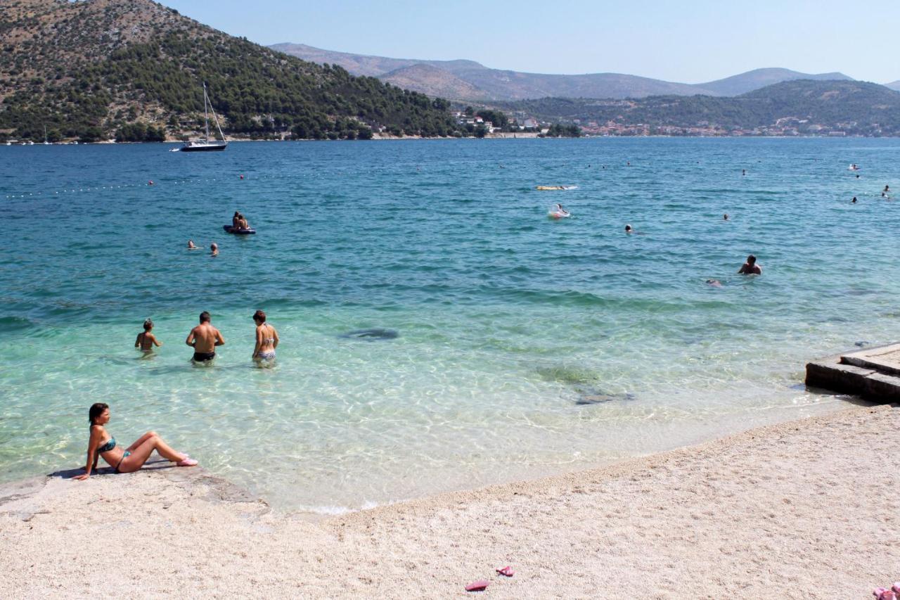 Apartments With A Parking Space Marina, Trogir - 11554 Ngoại thất bức ảnh