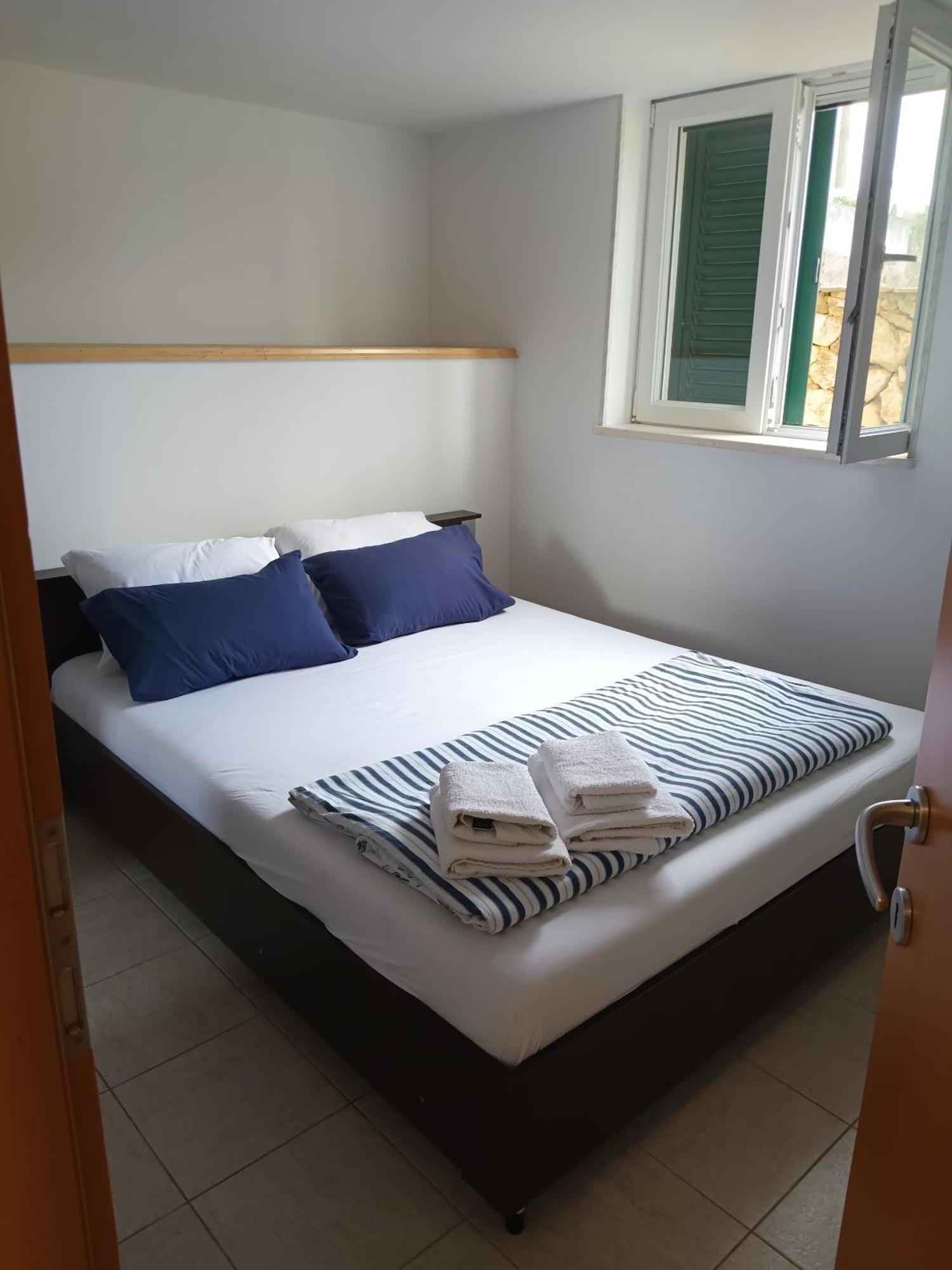 Apartments With A Parking Space Marina, Trogir - 11554 Ngoại thất bức ảnh